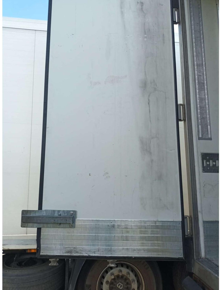 2018 Krone SDR Double Deck Cool Liner FP60 ThermoKing SLXi 300 Lifting Axle - Semi-remorque frigorifique: photos 4 2018 Krone SDR Double Deck Cool Liner FP60 ThermoKing SLXi 300 Lifting Axle - Semi-remorque frigorifique: photos 4
