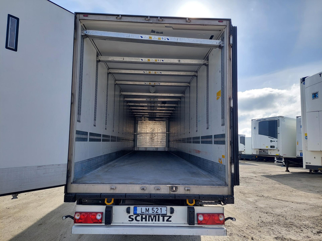 2018 Schmitz Cargobull Double Deck FP 60 ThermoKing SLXi 300 Lifting Axle - Semi-remorque frigorifique: photos 3 2018 Schmitz Cargobull Double Deck FP 60 ThermoKing SLXi 300 Lifting Axle - Semi-remorque frigorifique: photos 3