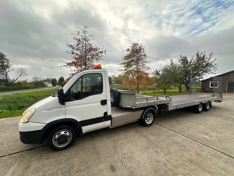 Iveco Daily 35C17 BE TREKKER 12T COMBI MET VELDHUIZEN SDO TRAILER 2008 / EURO 5 / 3 PERS. - Tracteur routier: photos 3 Iveco Daily 35C17 BE TREKKER 12T COMBI MET VELDHUIZEN SDO TRAILER 2008 / EURO 5 / 3 PERS. - Tracteur routier: photos 3