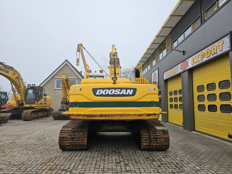 Doosan DX255LC-3 - Pelle sur chenille: photos 4 Doosan DX255LC-3 - Pelle sur chenille: photos 4