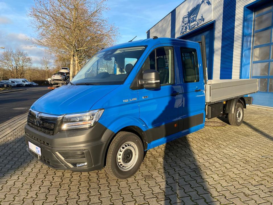 MAN TGE 3.180 4x4 Doka Pritsche Lang *INKL.19% MWT* AUTOMATIK*LED*CAM*AHK*TEMPO*STANDHZG*UVM* - Utilitaire plateau, Utilitaire double cabine: photos 4 MAN TGE 3.180 4x4 Doka Pritsche Lang *INKL.19% MWT* AUTOMATIK*LED*CAM*AHK*TEMPO*STANDHZG*UVM* - Utilitaire plateau, Utilitaire double cabine: photos 4