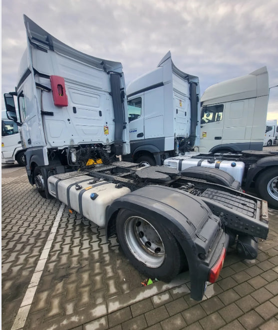 Mercedes-Benz ACTROS 1845 mega WDF - Tracteur routier: photos 4 Mercedes-Benz ACTROS 1845 mega WDF - Tracteur routier: photos 4