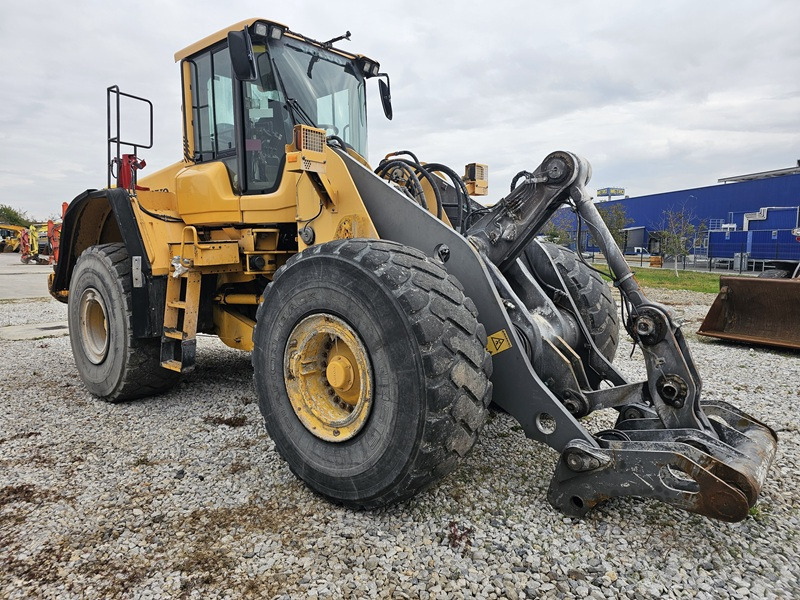 VOLVO L150F - Chargeuse sur pneus: photos 2 VOLVO L150F - Chargeuse sur pneus: photos 2