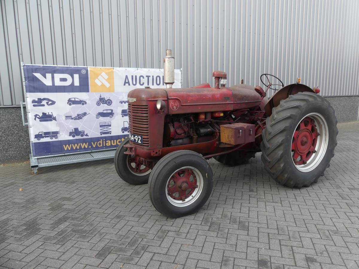 Mc Cormick WD9 - Autre matériel: photos 1 Mc Cormick WD9 - Autre matériel: photos 1