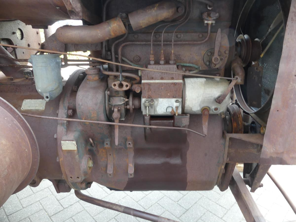 Tracteur agricole Deutz F3M417: photos 37