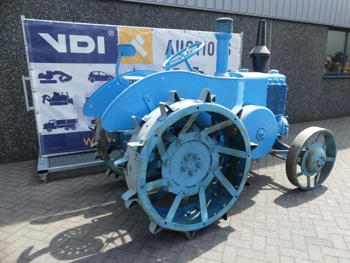 Tracteur agricole Lanz-Bulldog 20: photos 41