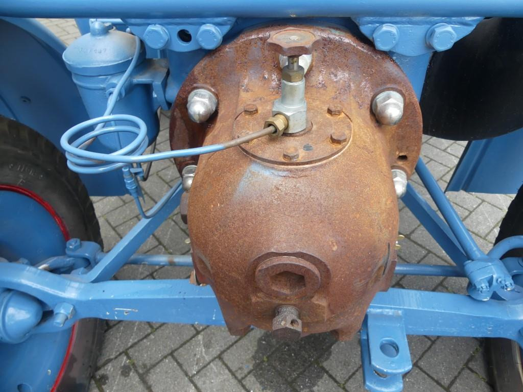 Tracteur agricole Lanz Bulldog D9506: photos 32