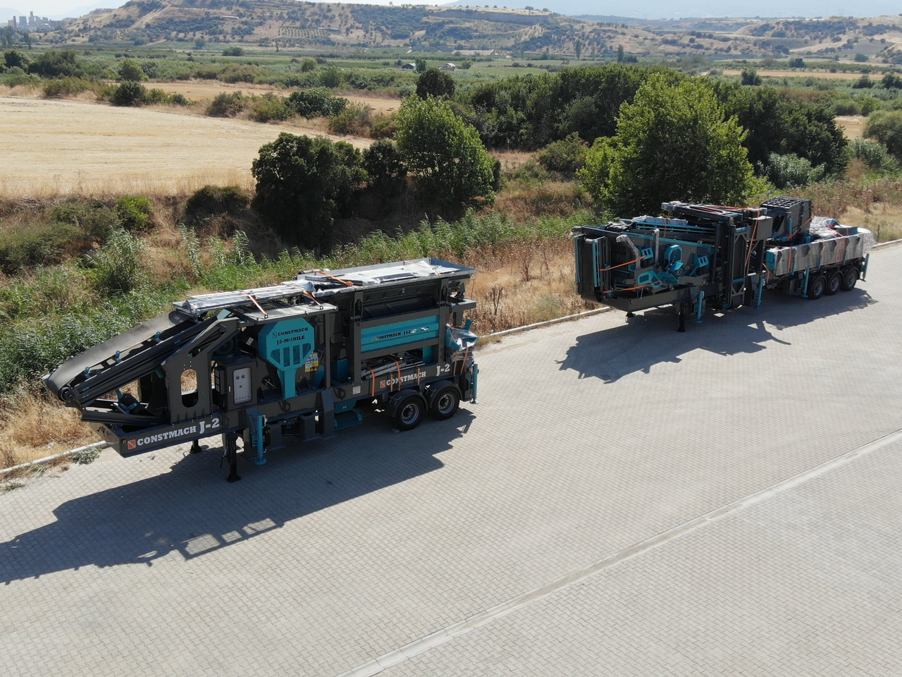 Constmach Mobile Impact Crushing And Screening Plant With Capacity Of 150-200 Tons - Concasseur mobile: photos 2 Constmach Mobile Impact Crushing And Screening Plant With Capacity Of 150-200 Tons - Concasseur mobile: photos 2
