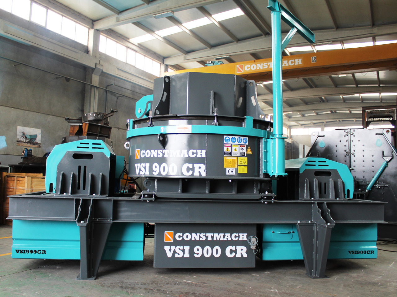 Constmach Vertical Shaft Impact Crusher with a Capacity of 65 to 400 T/H - Concasseur à percussion: photos 4 Constmach Vertical Shaft Impact Crusher with a Capacity of 65 to 400 T/H - Concasseur à percussion: photos 4