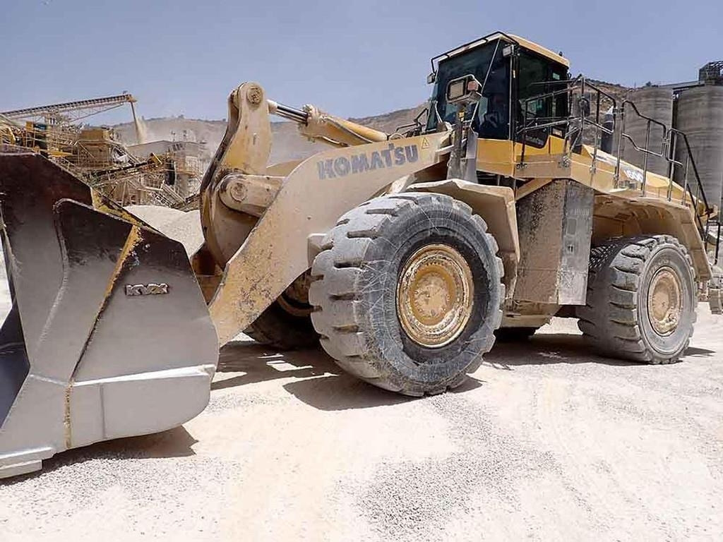 Komatsu WA600-8EO  - Chargeuse sur pneus: photos 3 Komatsu WA600-8EO  - Chargeuse sur pneus: photos 3