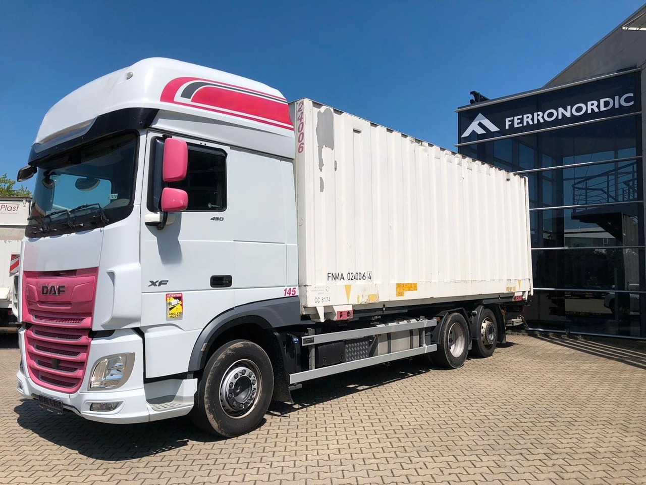 DAF XF450 SSC Lenk/Lift*LBW*AHK*Standkl.*inkl.Koffer - Camion porte-conteneur/ Caisse mobile: photos 2 DAF XF450 SSC Lenk/Lift*LBW*AHK*Standkl.*inkl.Koffer - Camion porte-conteneur/ Caisse mobile: photos 2