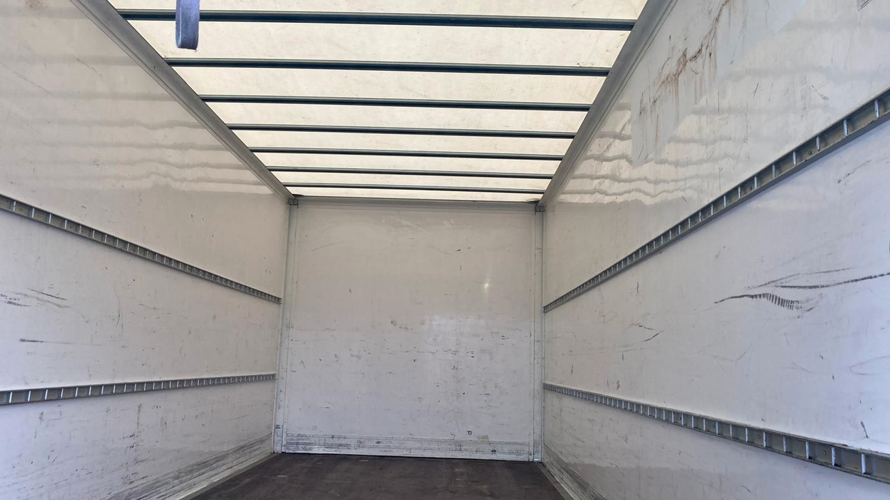 Camion fourgon neuf Renault D7.5 210 LOW  LBW Schaltgetriebe: photos 9