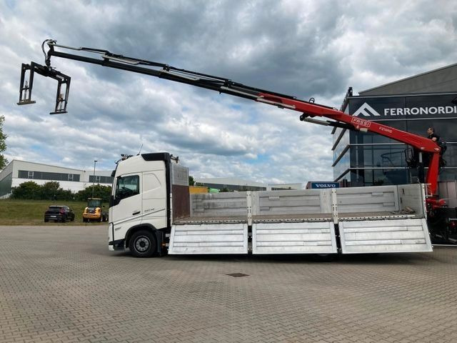 Volvo FH460 8x2 TRIDEM VLA&NLA gelenkt*FASSI F215AS.24 - Camion plateau, Camion grue: photos 3 Volvo FH460 8x2 TRIDEM VLA&NLA gelenkt*FASSI F215AS.24 - Camion plateau, Camion grue: photos 3