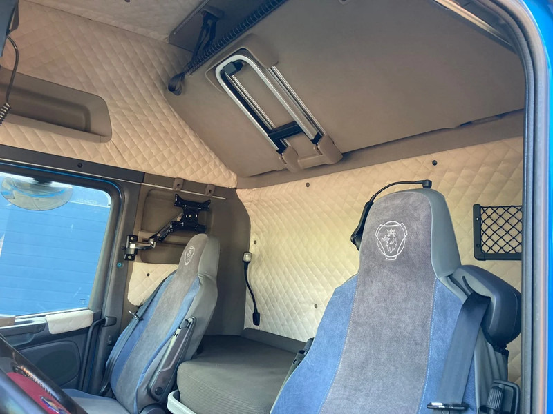 Tracteur routier Scania R730 V8 8x4: photos 11 Tracteur routier Scania R730 V8 8x4: photos 11