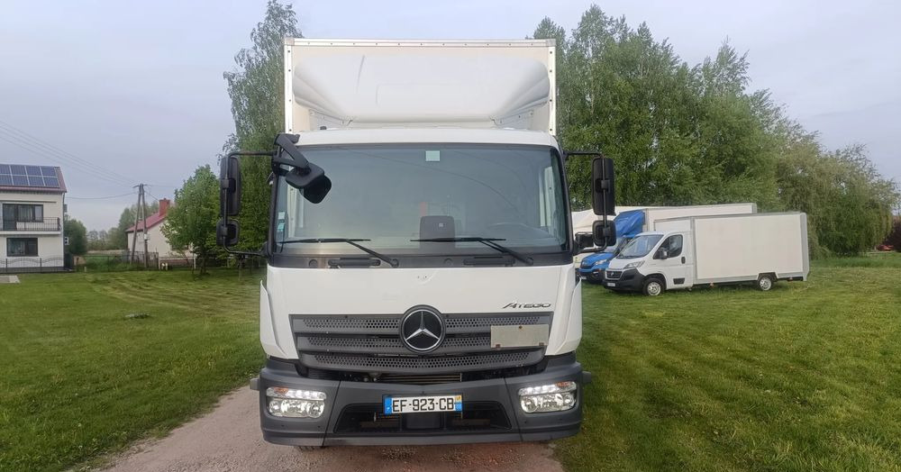 Mercedes-Benz Atego 1218 - Camion fourgon: photos 3 Mercedes-Benz Atego 1218 - Camion fourgon: photos 3