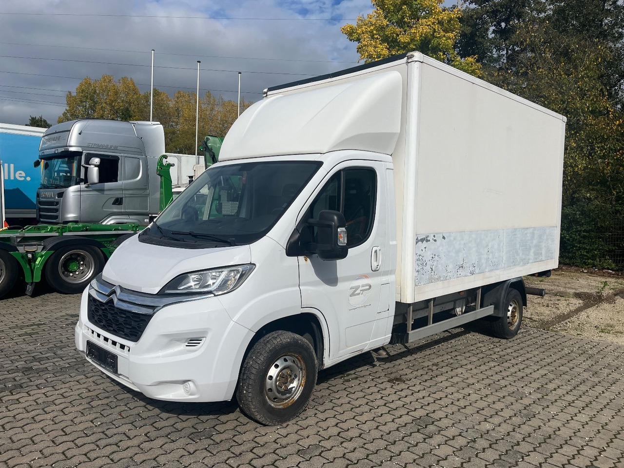 Citroën JUMPER KOFFER - Fourgon grand volume: photos 1 Citroën JUMPER KOFFER - Fourgon grand volume: photos 1