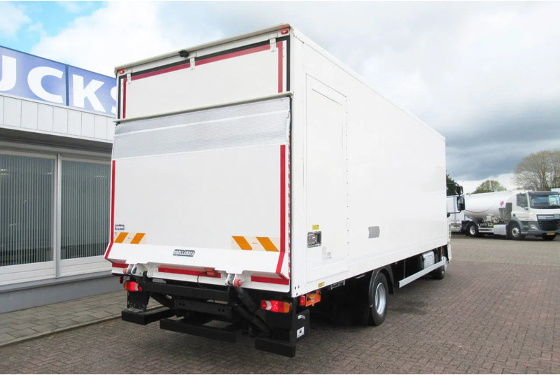 DAF LF 230 Bak+Klep Dhollandia 1500 kg Euro 6 - Camion fourgon: photos 3 DAF LF 230 Bak+Klep Dhollandia 1500 kg Euro 6 - Camion fourgon: photos 3