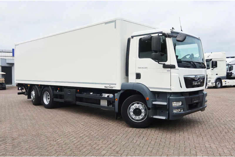 MAN 26.320 TGM Bak+Klep stuur lift as Bar klep 2.000 kg - Camion fourgon: photos 2 MAN 26.320 TGM Bak+Klep stuur lift as Bar klep 2.000 kg - Camion fourgon: photos 2