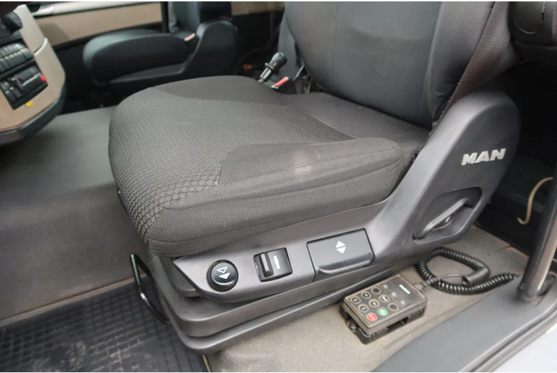 Camion grue MAN TGS 35.360 Kraanwagen + oprijwagen Hiab 228 E3: photos 5