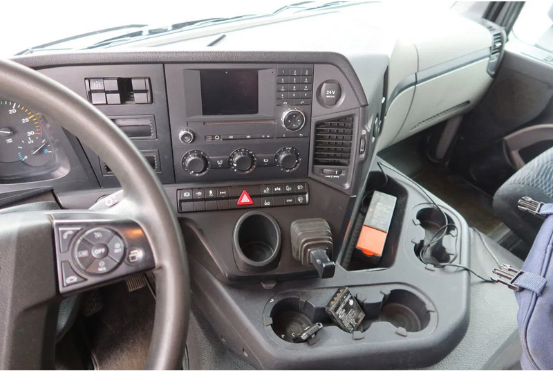 Mercedes-Benz ANTOS 2830 Kraanwagen open Laadbak Fassi F295 + FLY-JIB - Camion grue: photos 5 Mercedes-Benz ANTOS 2830 Kraanwagen open Laadbak Fassi F295 + FLY-JIB - Camion grue: photos 5