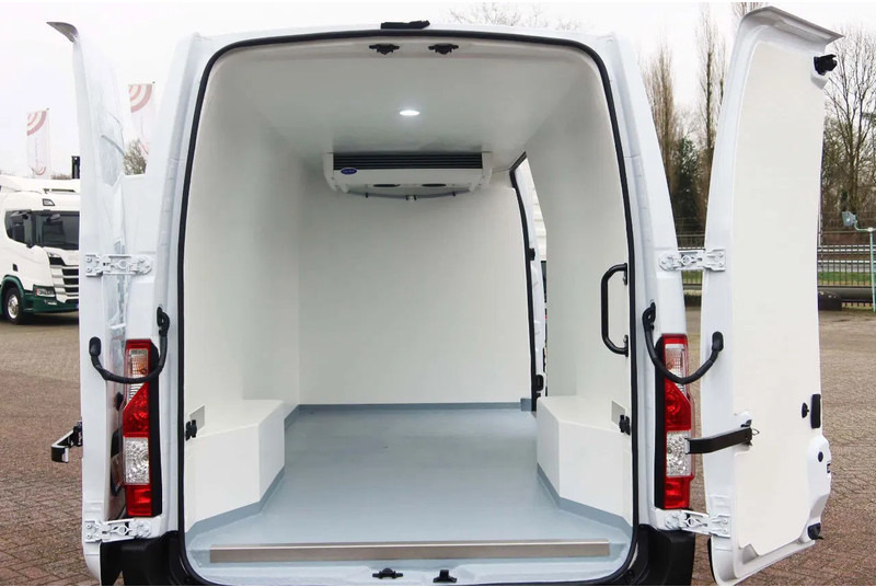 Renault Master Koel/Vries/verwarmen 220 volt stekker Carrier Xarios 350 135 PK - Utilitaire frigorifique: photos 4 Renault Master Koel/Vries/verwarmen 220 volt stekker Carrier Xarios 350 135 PK - Utilitaire frigorifique: photos 4