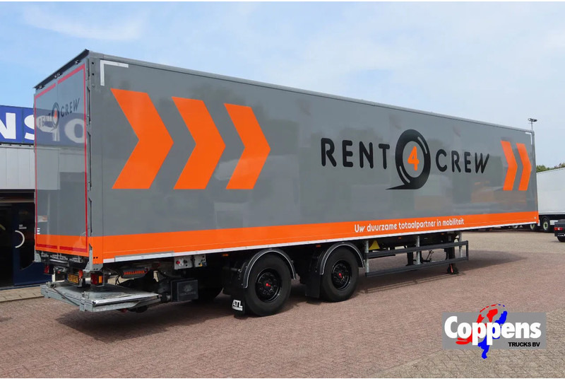 SYSTEM TRAILERS LPRS 18. 2 asser gesloten + stuuras en klep Dhollandia 2000 KG Daytona Grey - Semi-remorque fourgon: photos 1 SYSTEM TRAILERS LPRS 18. 2 asser gesloten + stuuras en klep Dhollandia 2000 KG Daytona Grey - Semi-remorque fourgon: photos 1
