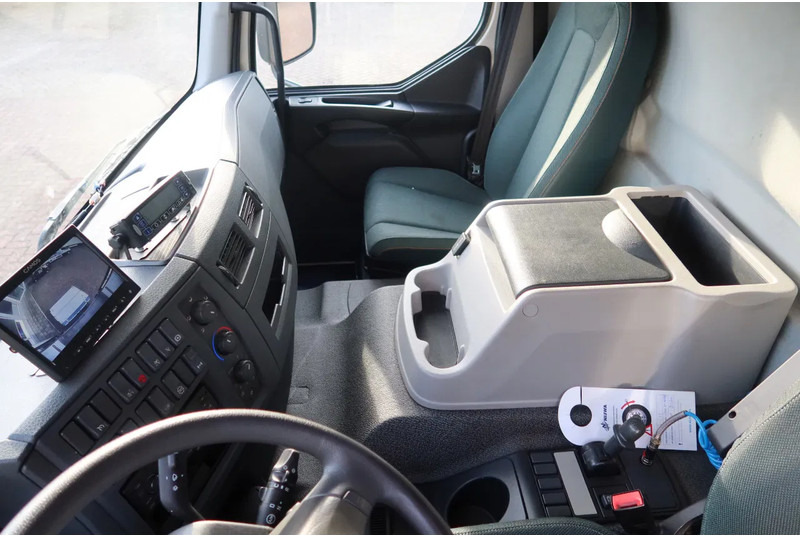 Volvo FE 280 4x2 Carrier Supra 1250 Koel/ Vries+ BAR klep 2000 kg. 2 Stuks in voorraad - Camion frigorifique: photos 5 Volvo FE 280 4x2 Carrier Supra 1250 Koel/ Vries+ BAR klep 2000 kg. 2 Stuks in voorraad - Camion frigorifique: photos 5