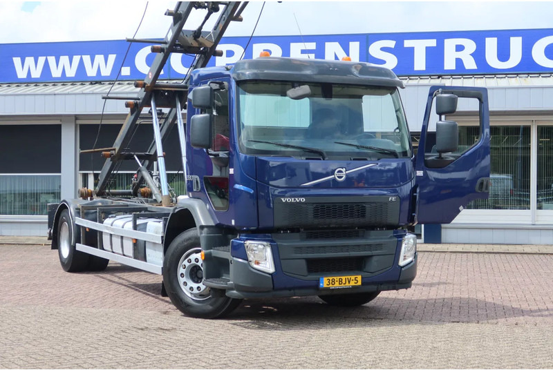 Volvo FE 280 Container / Kabelsysteem H.T.S Kabel, 15 ton, 575 cm 6 Cilinder - Camion - système de câble: photos 2 Volvo FE 280 Container / Kabelsysteem H.T.S Kabel, 15 ton, 575 cm 6 Cilinder - Camion - système de câble: photos 2