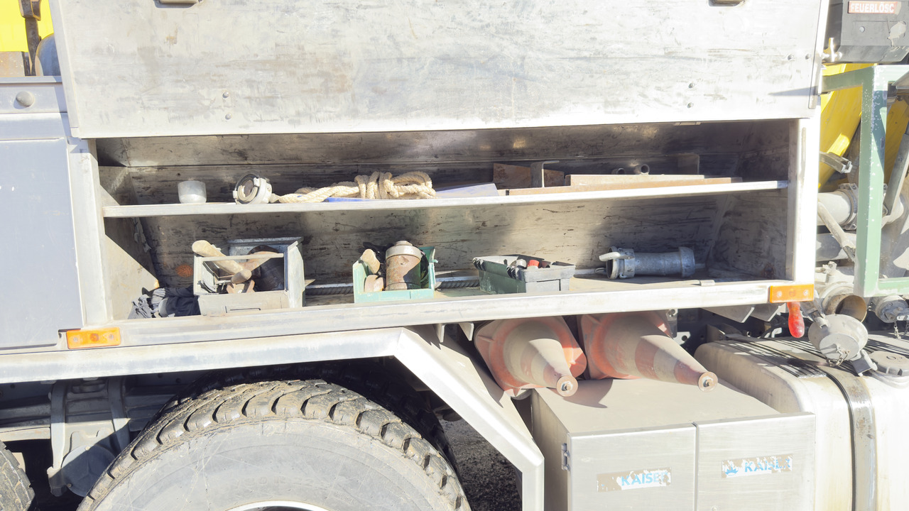 MERCEDES-BENZ Actros 3243 - Camion: photos 5 MERCEDES-BENZ Actros 3243 - Camion: photos 5