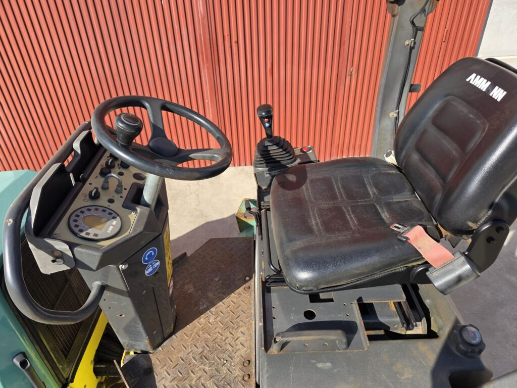 AMMANN ARX 26 - Compacteur: photos 5 AMMANN ARX 26 - Compacteur: photos 5