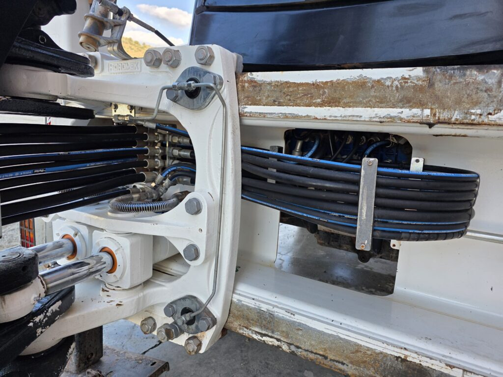 HIDROMEK HMK 102 B - Tractopelle: photos 4 HIDROMEK HMK 102 B - Tractopelle: photos 4