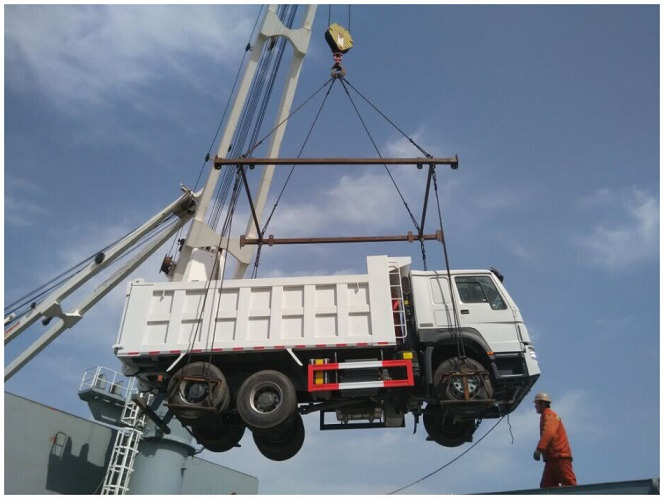 Howo 20 cubic meters 290hp/336hp/371hp/375hp water tanker - Camion citerne: photos 3 Howo 20 cubic meters 290hp/336hp/371hp/375hp water tanker - Camion citerne: photos 3