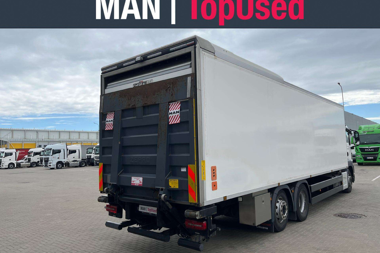 MAN 26.320 6X2-4 Carrier Frigo (8545) - Camion frigorifique: photos 4 MAN 26.320 6X2-4 Carrier Frigo (8545) - Camion frigorifique: photos 4