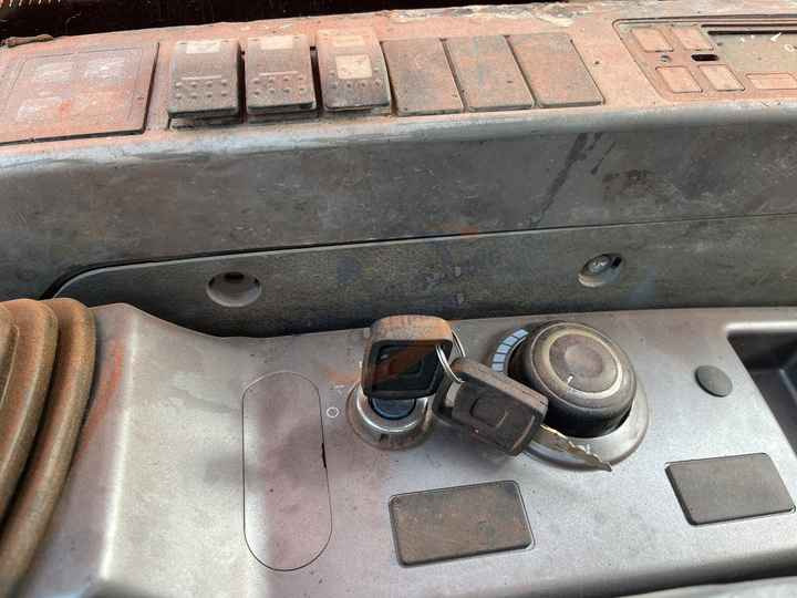 Best Selling DOOSAN excavator machine construction used machinery equipment dx225 DX60 DX70 DH60 DH220 used excavators in stock - Pelle: photos 2 Best Selling DOOSAN excavator machine construction used machinery equipment dx225 DX60 DX70 DH60 DH220 used excavators in stock - Pelle: photos 2