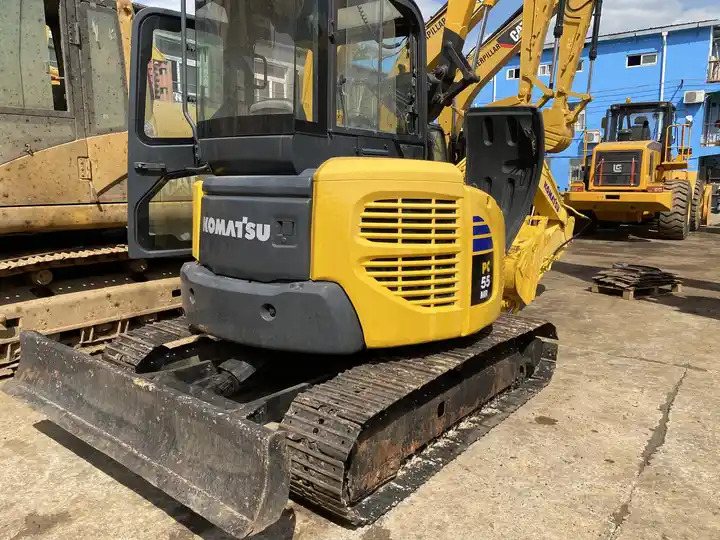 Best-selling Japan Original Second Hand Earth-moving Machinery Cheap Mini Used Komatsu Pc55mr Excavator in Shanghai - Pelle sur chenille: photos 2 Best-selling Japan Original Second Hand Earth-moving Machinery Cheap Mini Used Komatsu Pc55mr Excavator in Shanghai - Pelle sur chenille: photos 2
