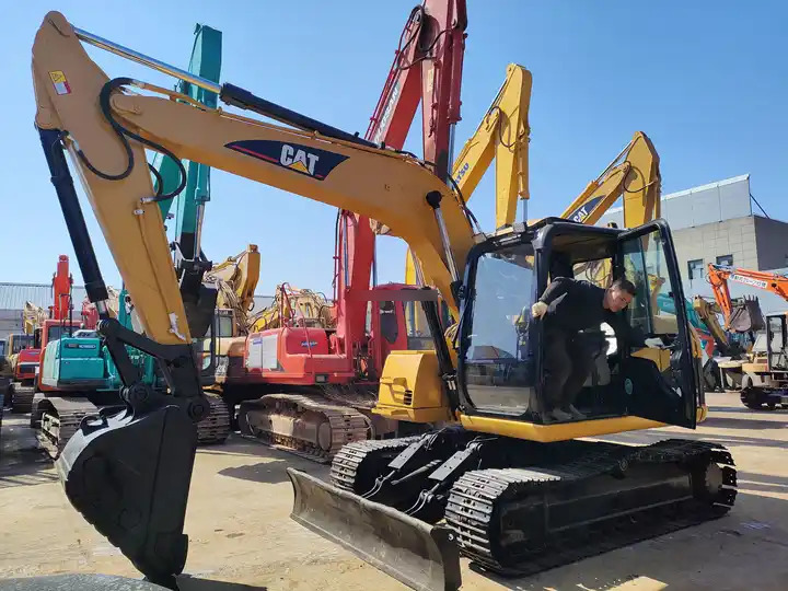 Cheap Price Second Hand Cat 312c Excavator Original Japan Used Cat 312 C Excavator In Good Condition ready to supply - Pelle sur chenille: photos 3 Cheap Price Second Hand Cat 312c Excavator Original Japan Used Cat 312 C Excavator In Good Condition ready to supply - Pelle sur chenille: photos 3