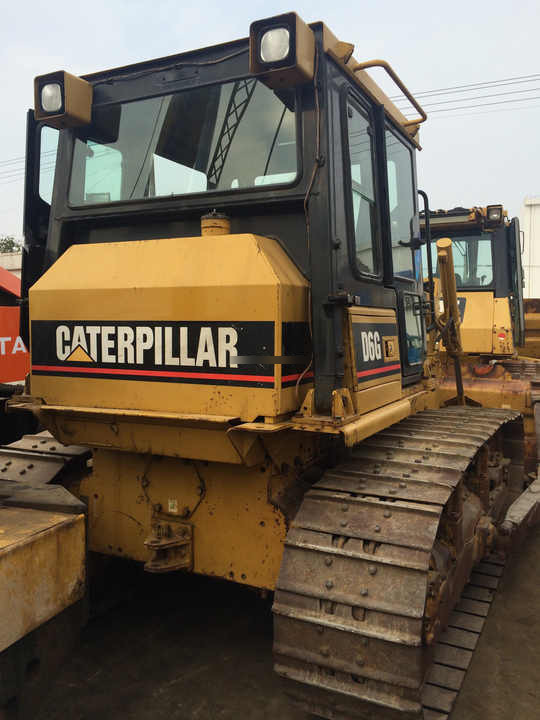 Good Price Used Bulldozer Cat D6G Second hand Caterpillar D6G D7G D7R D8R In Stock earth-moving machinery On Sale - Bulldozer: photos 4 Good Price Used Bulldozer Cat D6G Second hand Caterpillar D6G D7G D7R D8R In Stock earth-moving machinery On Sale - Bulldozer: photos 4