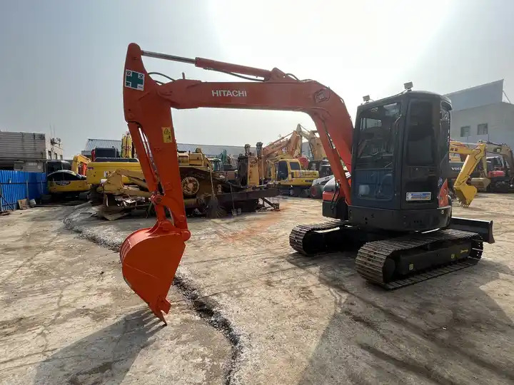High Performance used Hitachi ZX55UR crawler excavator with good condition The latest mini used Hitachi ZX55 excavator for sale - Pelle sur chenille: photos 5 High Performance used Hitachi ZX55UR crawler excavator with good condition The latest mini used Hitachi ZX55 excavator for sale - Pelle sur chenille: photos 5