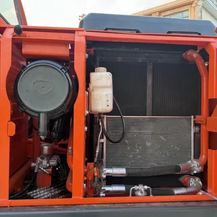 High Quality Doosan Dx300LC Dx140LC Dx60-9c Dx60 Dx225 LC Excavator Dx225 Dx300 Doosan Excavator in Stock for Sale - Pelle sur chenille: photos 4 High Quality Doosan Dx300LC Dx140LC Dx60-9c Dx60 Dx225 LC Excavator Dx225 Dx300 Doosan Excavator in Stock for Sale - Pelle sur chenille: photos 4