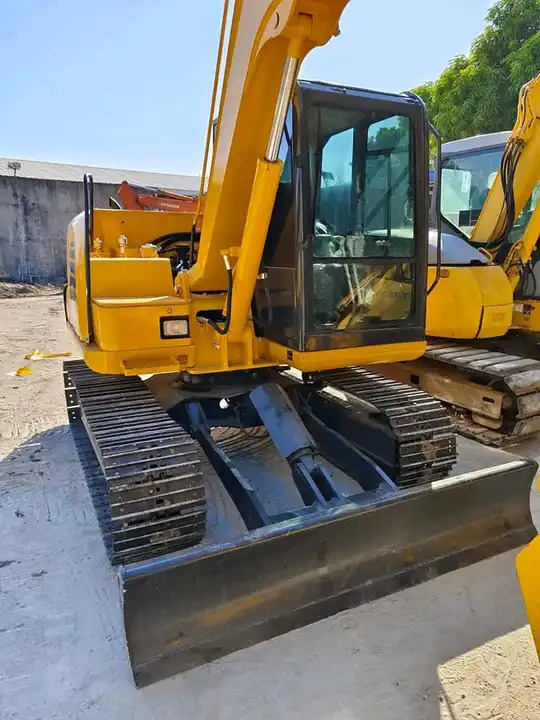 Japan Second Hand Used Hydraulic Crawler Excavator PC55 PC60 PC35 PC120 Digger Komatsu PC60-7 Excavator - Pelle: photos 5 Japan Second Hand Used Hydraulic Crawler Excavator PC55 PC60 PC35 PC120 Digger Komatsu PC60-7 Excavator - Pelle: photos 5