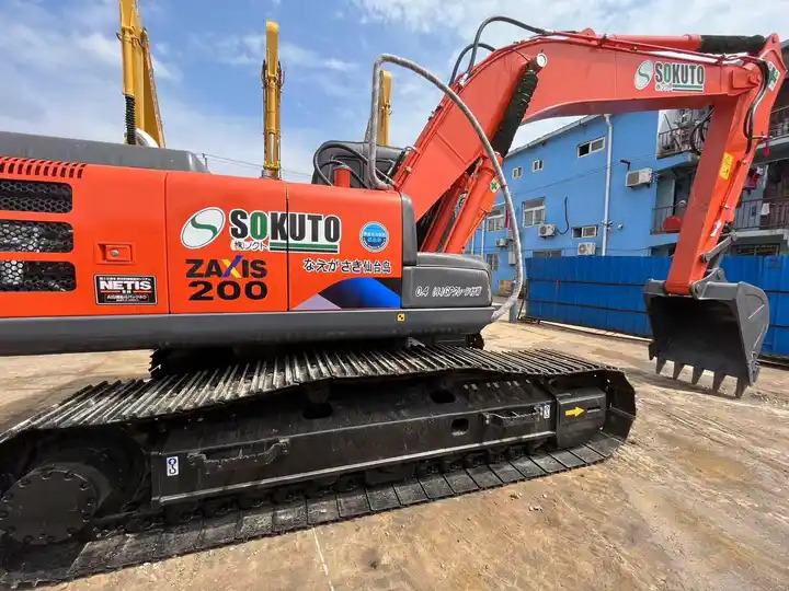 Low Working Hour Hitachi zx120 cheap used excavator Japan Made Hitachi zx200 20 ton Excavator - Pelle sur chenille: photos 5 Low Working Hour Hitachi zx120 cheap used excavator Japan Made Hitachi zx200 20 ton Excavator - Pelle sur chenille: photos 5