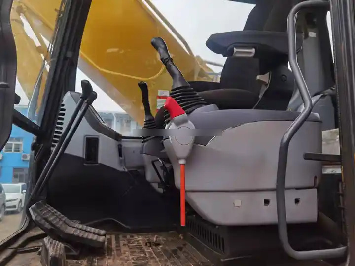 Pelle sur chenille Lower working hours used komatsu pc300-7 excavator/good price japan used komatsu excavator pc300-7 30t: photos 6