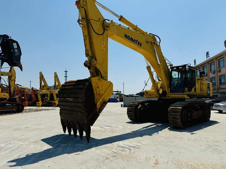 Original Japan Used komatsu Pc700 Mining Excavators PC700LC-8E0 Hevay Duty Mining Excavator - Pelle: photos 3 Original Japan Used komatsu Pc700 Mining Excavators PC700LC-8E0 Hevay Duty Mining Excavator - Pelle: photos 3
