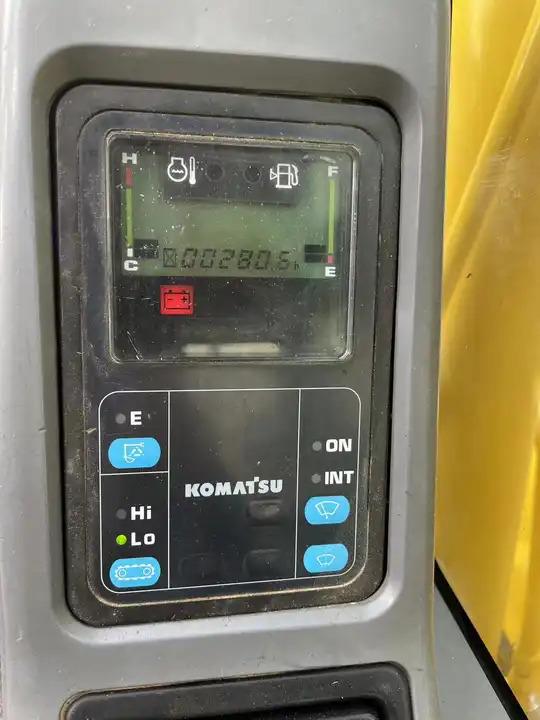 Second-Hand Komatsu PC110 Digger for Sale Used Komatsu PC78 PC240 PC160 PC - Pelle: photos 5 Second-Hand Komatsu PC110 Digger for Sale Used Komatsu PC78 PC240 PC160 PC - Pelle: photos 5
