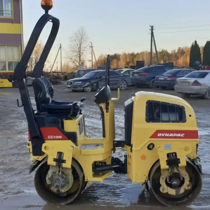 Small Compactor Dynapac Cc211, Cc1000 Mini Road Roller for Sale - Rouleau compresseur: photos 4 Small Compactor Dynapac Cc211, Cc1000 Mini Road Roller for Sale - Rouleau compresseur: photos 4