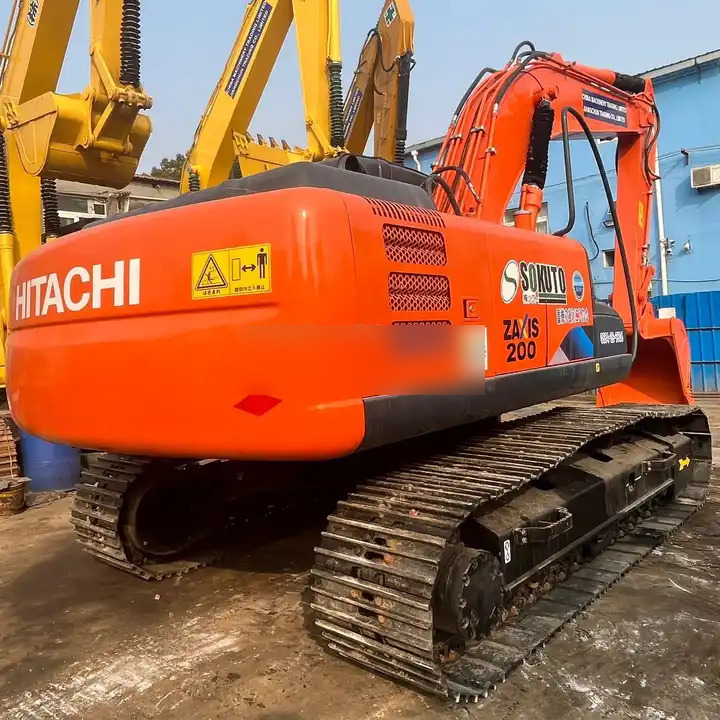 Used Hitachi excavator ZX200-3G in good condition for sale - Pelle sur chenille: photos 2 Used Hitachi excavator ZX200-3G in good condition for sale - Pelle sur chenille: photos 2