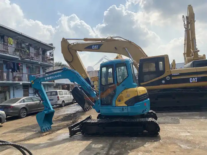 Used Kubota Kx155 Digger 5 Tons Crawler Excavators Japan Earthmoving Machinery With Good Working Condition For Sale - Pelle sur chenille: photos 3 Used Kubota Kx155 Digger 5 Tons Crawler Excavators Japan Earthmoving Machinery With Good Working Condition For Sale - Pelle sur chenille: photos 3