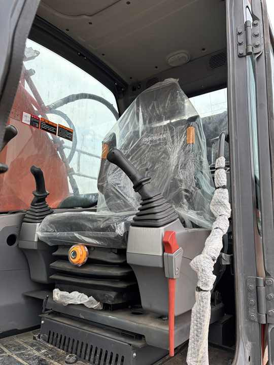Used Original KoreaN Doosan DX225lca Excavator Doosan Excavators Engineering Machinery Doosan 22ton USED Excavadoras - Pelle sur chenille: photos 5 Used Original KoreaN Doosan DX225lca Excavator Doosan Excavators Engineering Machinery Doosan 22ton USED Excavadoras - Pelle sur chenille: photos 5