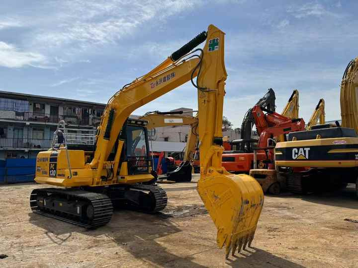 Nice porfmance Japanese Hot Selling Good Condition Used Excavator Komatsu PC130 Cheap Price PC210 PC220-8 pc120 pc130 - Pelle sur chenille: photos 3 Nice porfmance Japanese Hot Selling Good Condition Used Excavator Komatsu PC130 Cheap Price PC210 PC220-8 pc120 pc130 - Pelle sur chenille: photos 3