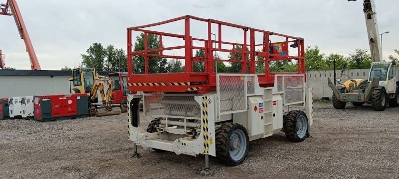 Genie GS3390 - 12,06 m - 4x4 - diesel - Nacelle ciseaux: photos 2 Genie GS3390 - 12,06 m - 4x4 - diesel - Nacelle ciseaux: photos 2
